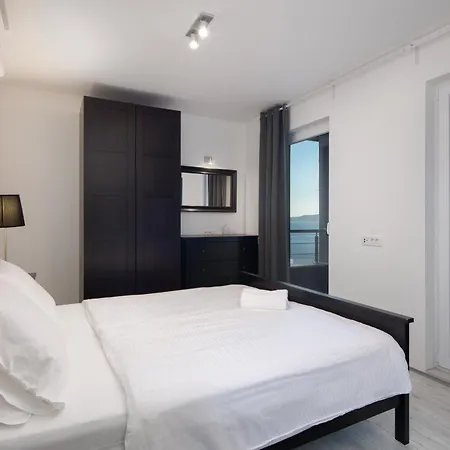 Appartement Jolara With Heated Pool *