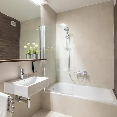 Jolara With Heated Pool *